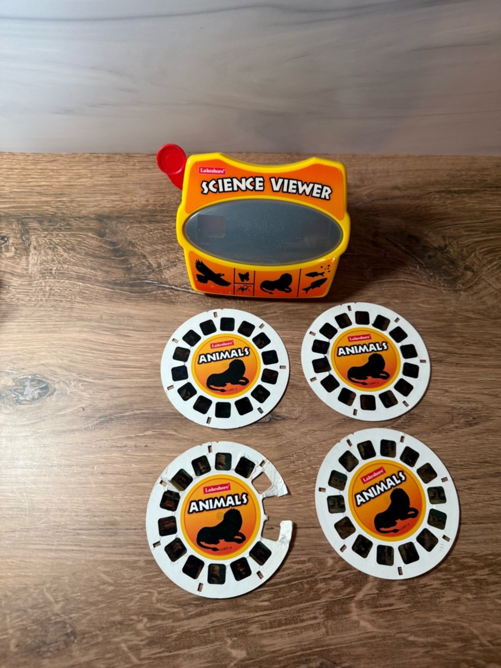 Lakeshore Science Viewer Animal Disks